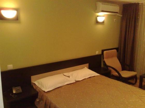 Pension Ambiance ยาช ภายนอก รูปภาพ